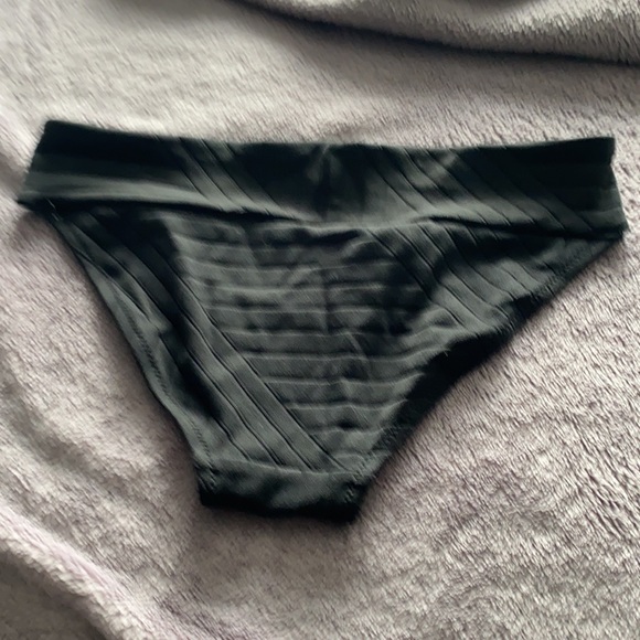 2/$20 Aerie Bikini Bottom - Picture 4 of 4